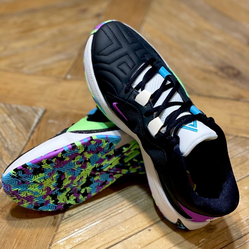 Nike Giannis Zoom Freak 5 Black Phantom Fuchsia Dream